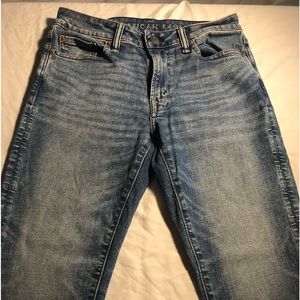 Like New American Eagle AirFlex Slim jeans.